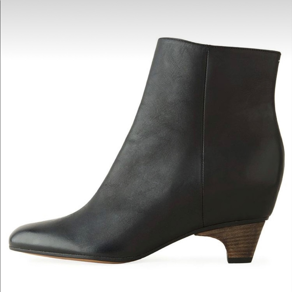 Maison Margiela kitten heel boots - line 22